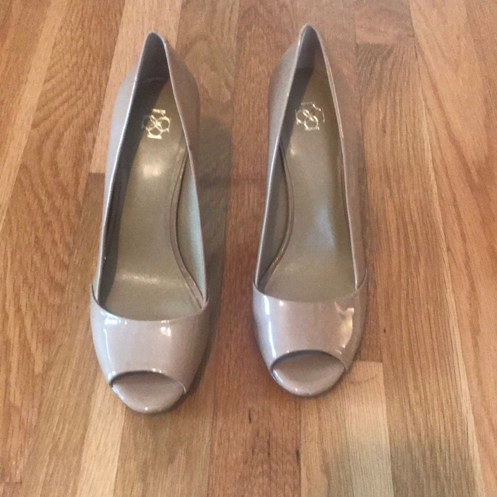 Ann Taylor heels. Worn 2x.
